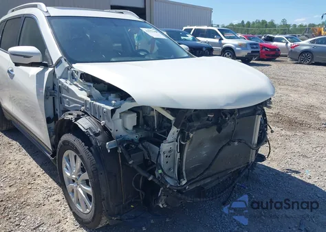 2017 Nissan Rogue Sv z USA, uszkodzony, nr VIN JN8AT2MT5HW398685